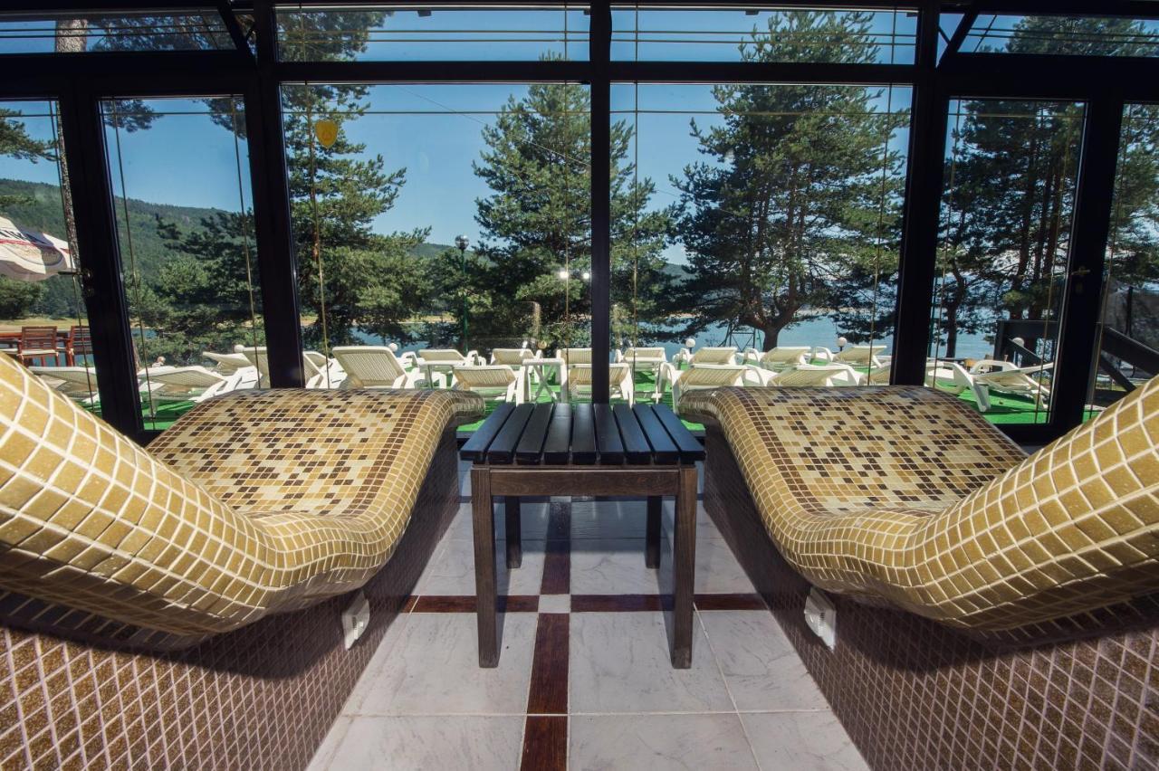 Family Hotel Hebar Batak Exterior photo